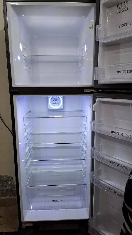 Haier Fridge For sale in warranty 4