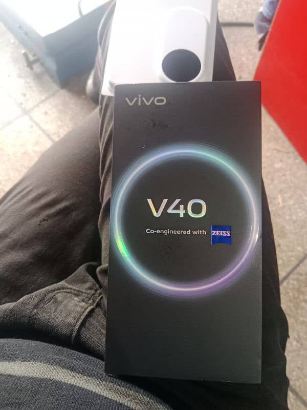 vivo v40 2