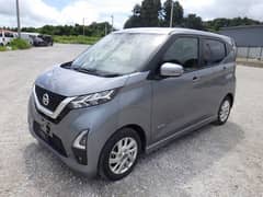 Nissan Dayz Highway Star Top of the line 4.5 Grade Full option