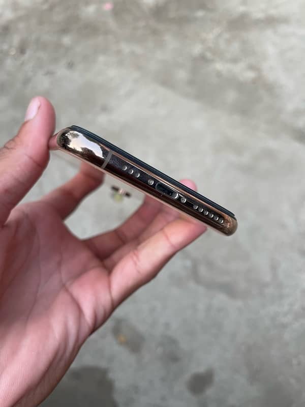 iPhone XS pta 256gb with box 8