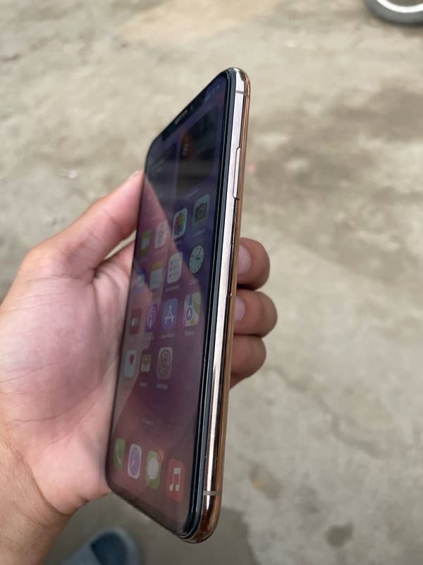 iPhone XS pta 256gb with box 12