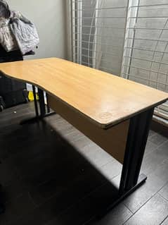 study  side table in good condition