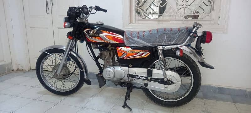 2022 Honda 125 karachi number 2