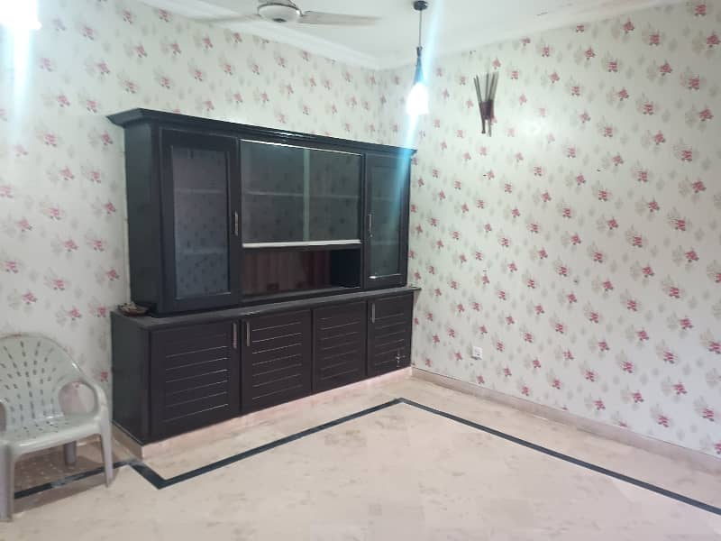 photo bedroom ground portion for rent demand 85000 Prime location 5