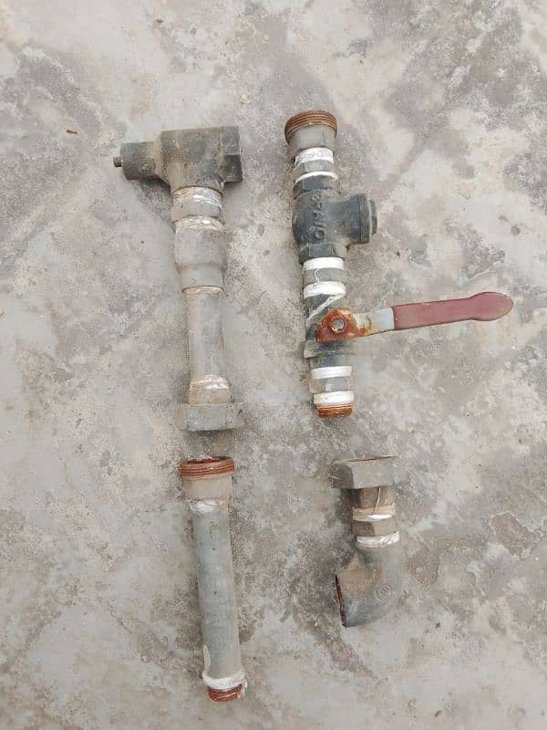 gas geaser fitting available complete 1