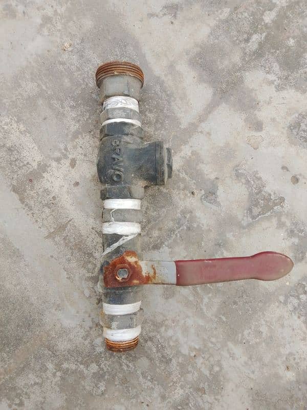 gas geaser fitting available complete 5