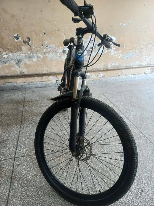 Mountain bicycle in a very excellent condition 6