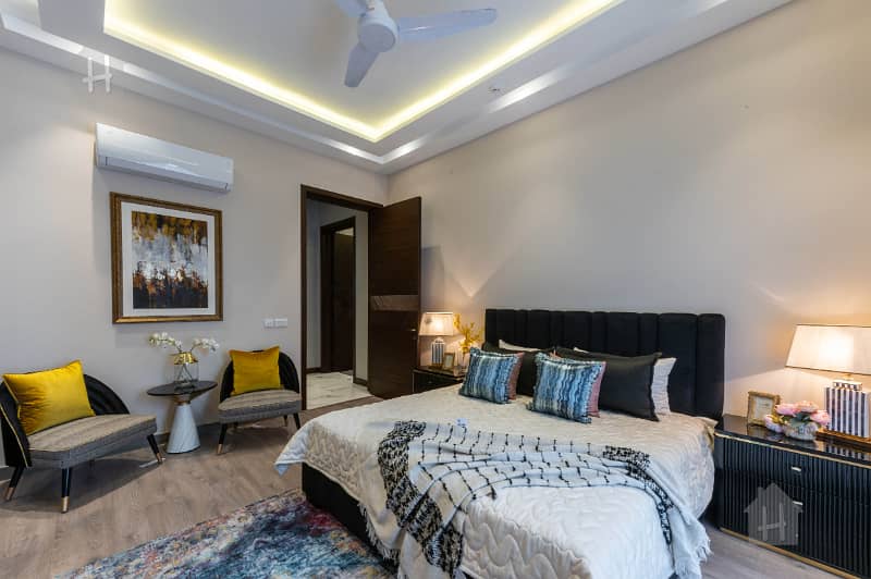 1 Kanal Beautiful Design House Near To Park For Sale 18