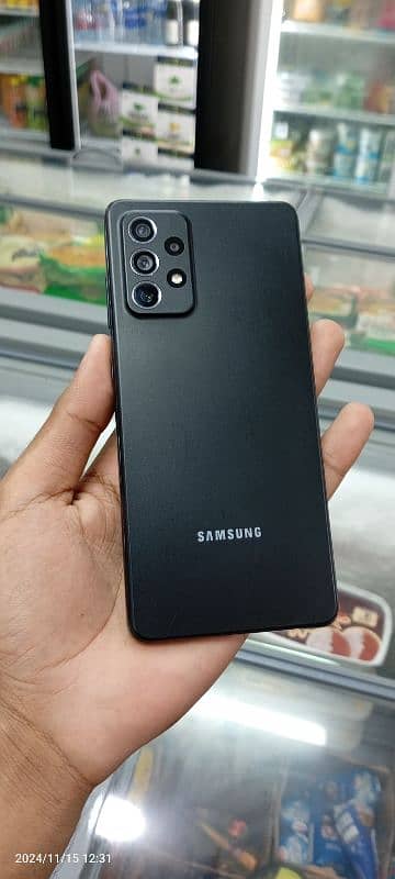 Samsung a72 8+128GB official approved like a brand new 6