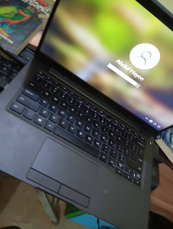 Dell Latitude 7300   16 / 256 GB 3