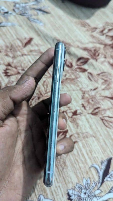 Iphone X non PTA better than Oppo Vivo Realmi redmi samsung 3