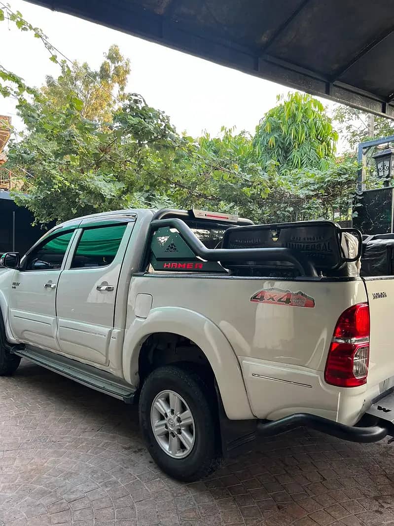 Toyota Hilux 2012 5