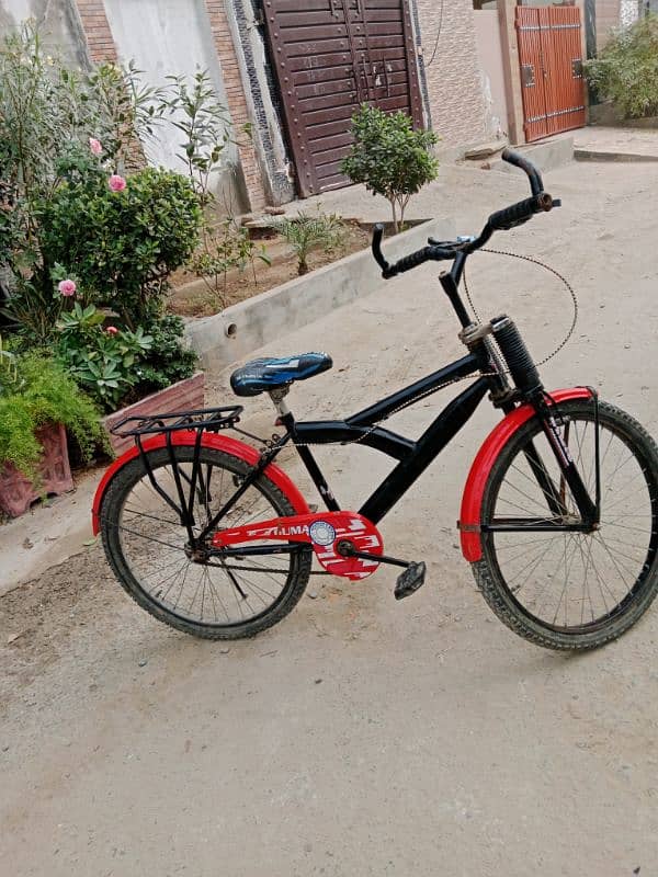 full jenvone steel . black and red paint . made in pakistan. some scratch 3