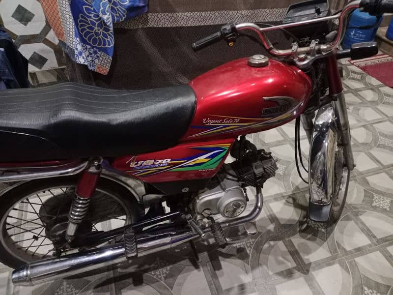 united 70cc 4