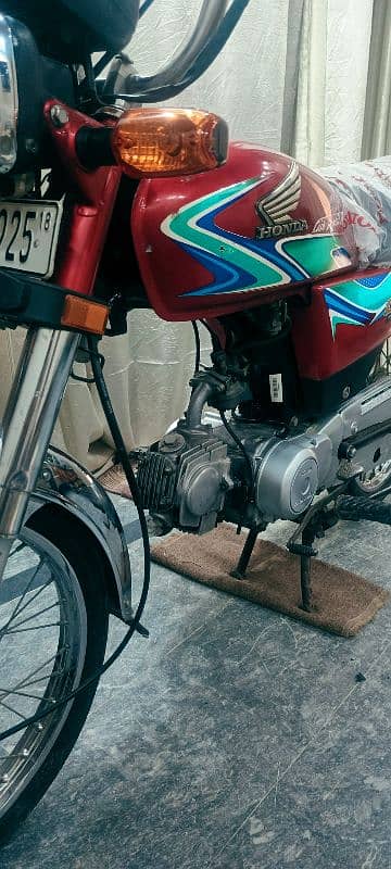 Honda CD-70 for sell 9