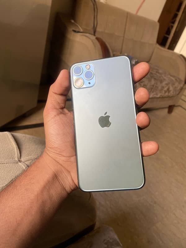 IPhone 11 Pro Max 0