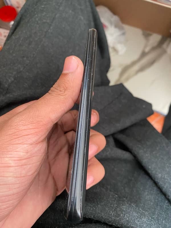 Samsung a20 condition 10/9 4