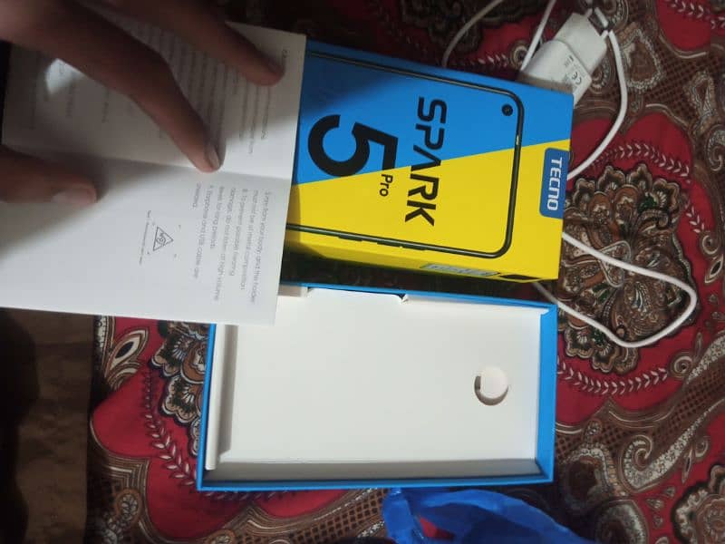 Tecno Spark 5 pro 4gb ram 64 gb rom Pta approved 8