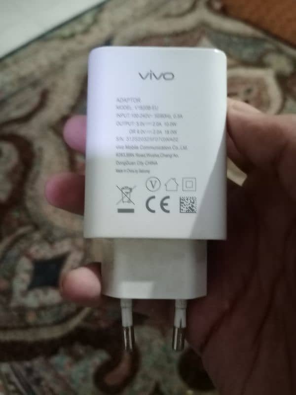 vivo s1 4/128 pta approved with full box and charger 6