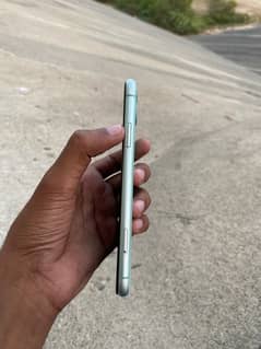 iphone 11 64GB Jv water shade in panel