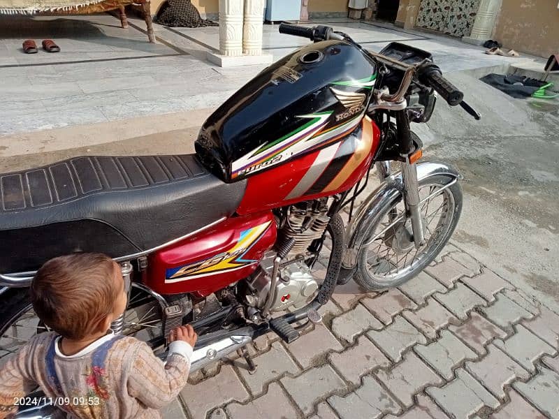 Honda 125 for sell good condition 1