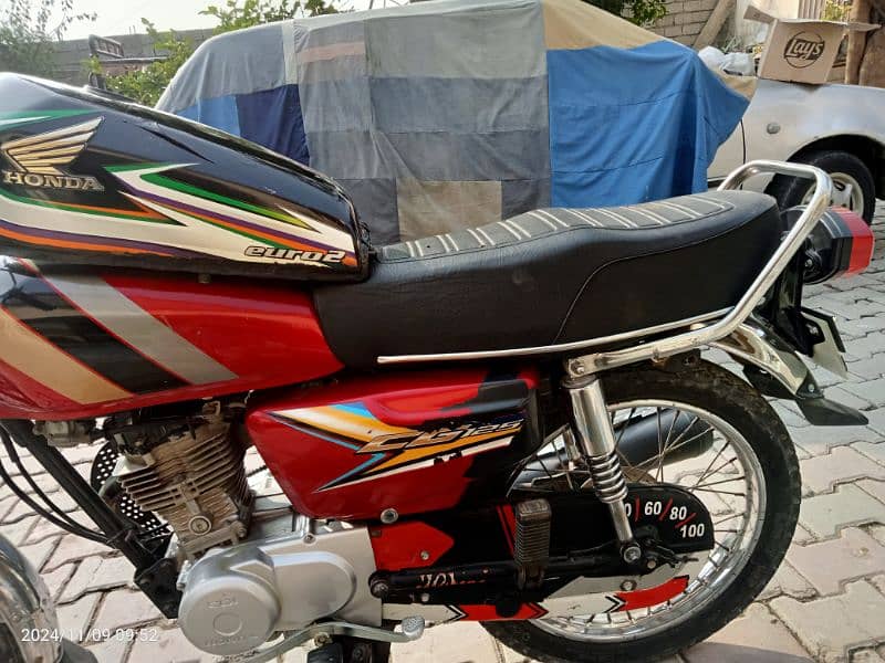 Honda 125 for sell good condition 2