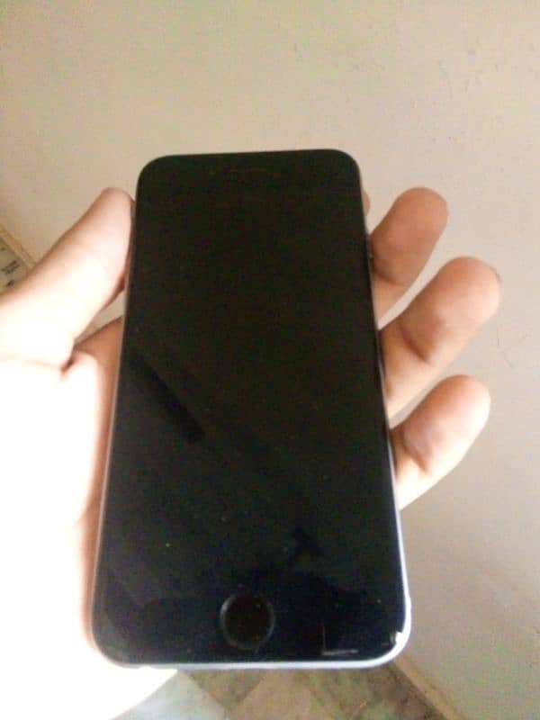 iphone 6 non pta 32gb only contact on whatsapp 4