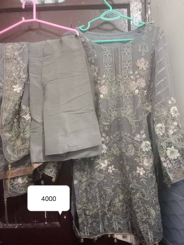 available all dresses with prices 0