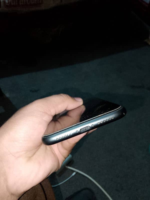 iPhone 11 (64gb GV)10/10 Rawalpindi Saddar 3