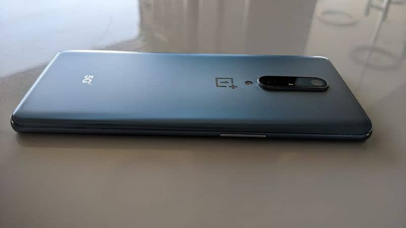 OnePlus8 1+ 2