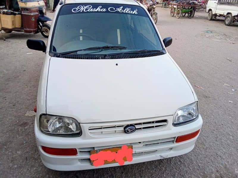 Daihatsu Cuore 2009/10 3