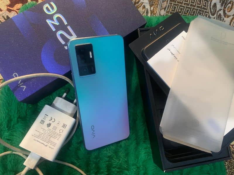 Vivo V23e || 8GB+4GB RAM|| 10/10 condition 4