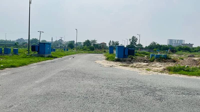 KANAL PLOT 943 X FOR SALE IN PHASE 8 PROPER DHA LAHORE 0