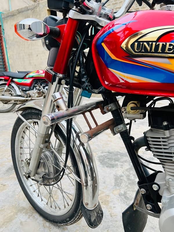 honda 125 united 10/10 condition one hand used 2022 model 9