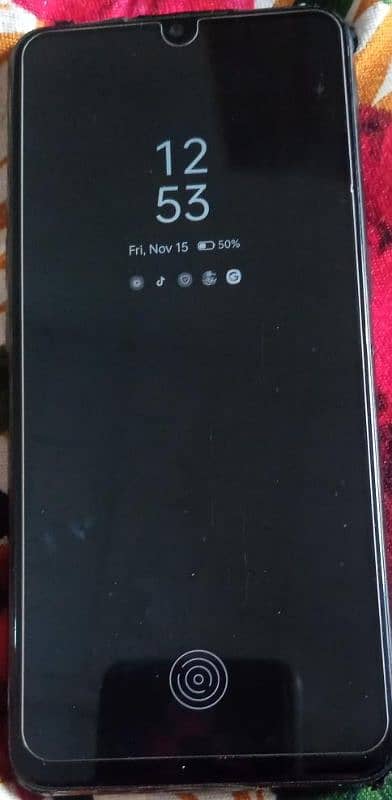 OPPO f15 whit box and charger fast good condition 2