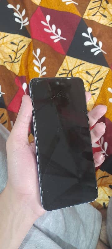 infinix hot 30 play 4/64 condetion fresh glas break not open 0