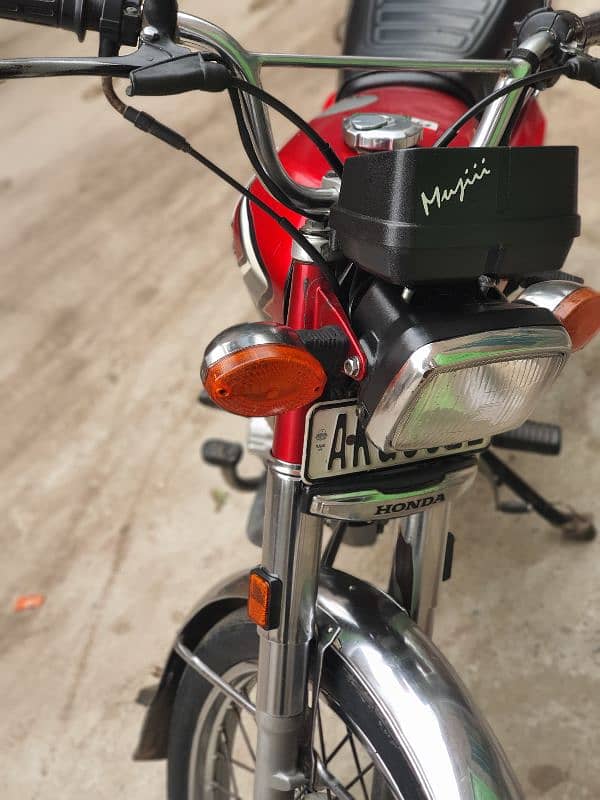 Honda 125 2022 3