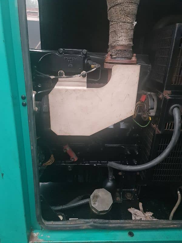 100Kva Perkin Generator. 9