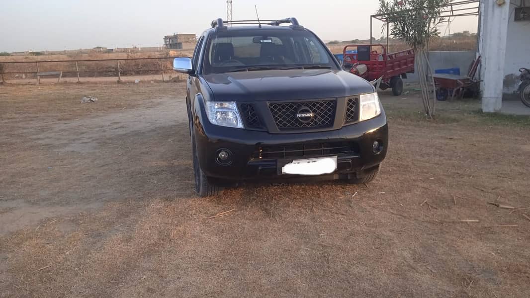 Nissan Navara 2013 1