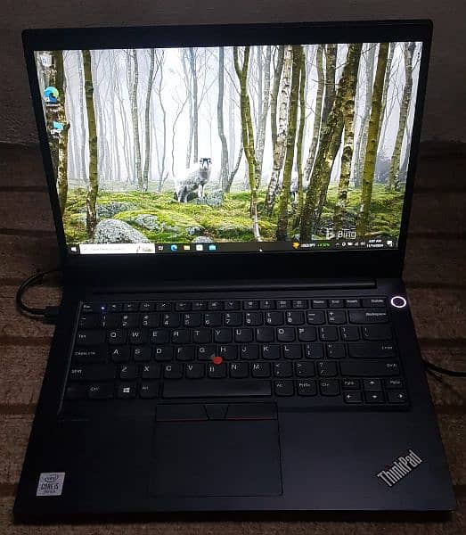 Lenovo thinkpad cor i5 10th gen yoga/thinkbook 1