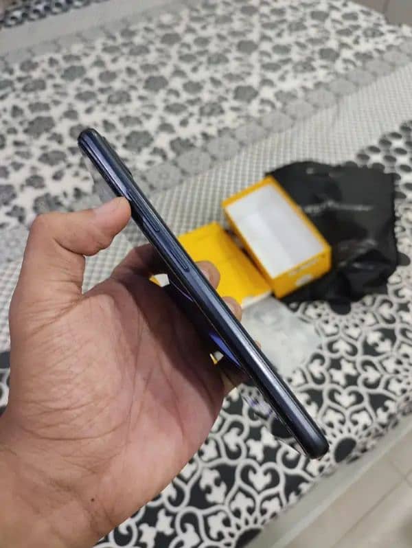 realme c25s 4/128 gaming poroseser 3