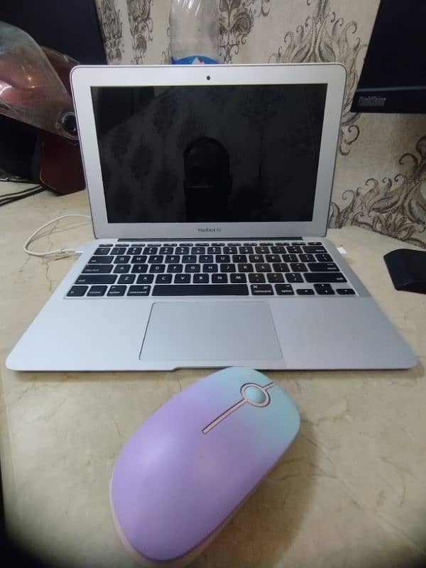 MACBOOK AIR 2015 11 INCH 0