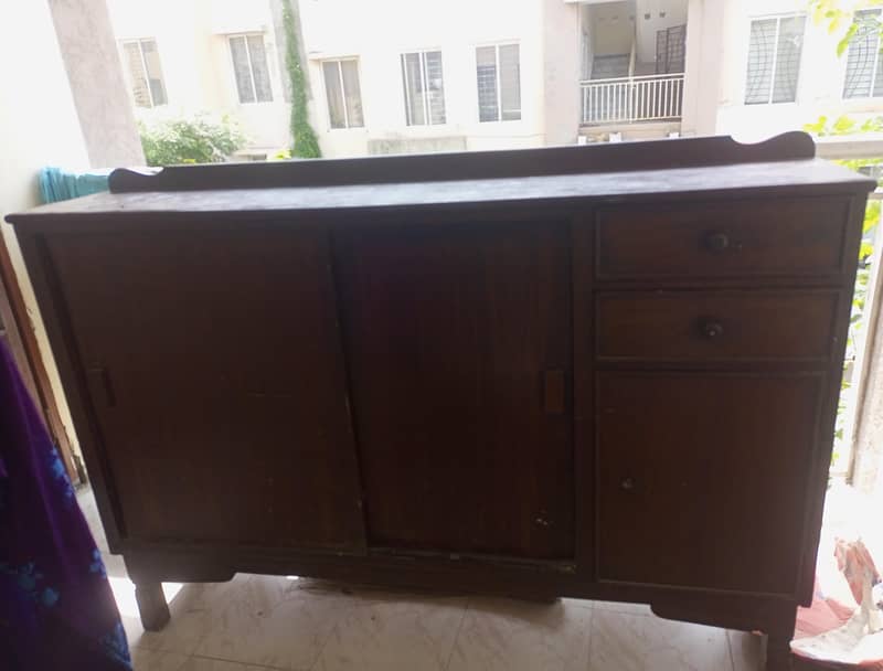 Sideboard/cabinet/ chester drawer 0