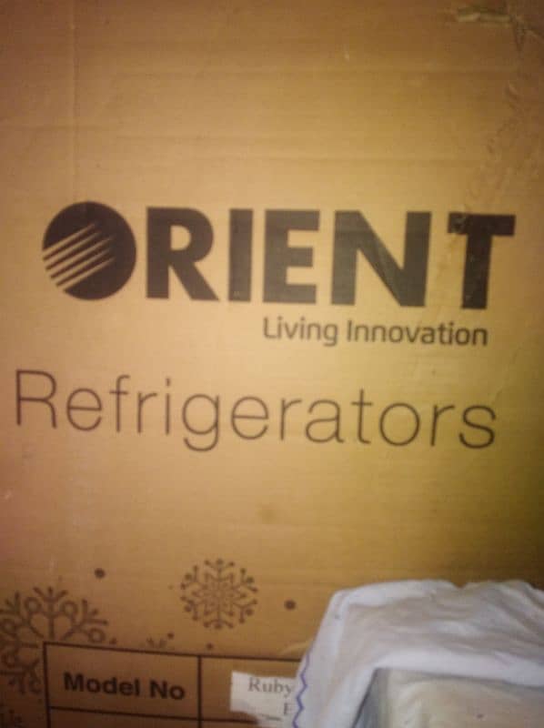 4 month use orient refrigerator urgent sale 2