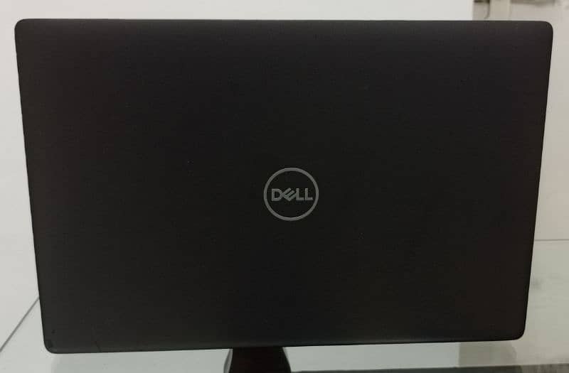 Dell 5400 i5 8th Gen 16GB RAM Bazzeless Display 8Gb graphics 5