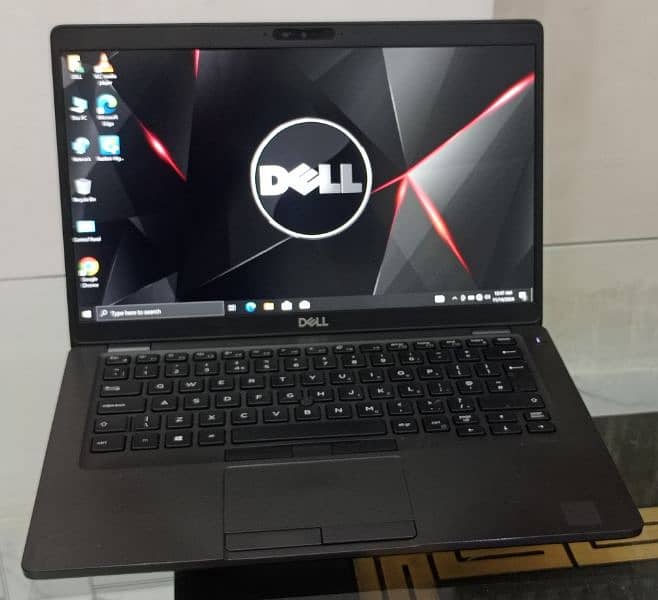 Dell 5400 i5 8th Gen 16GB RAM Bazzeless Display 8Gb graphics 9