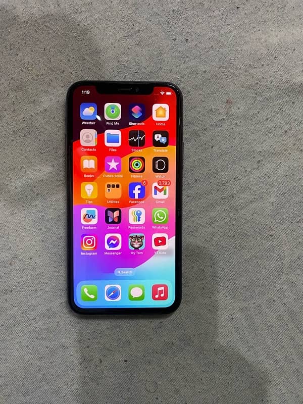 iPhone 11 pro 64 GB 2