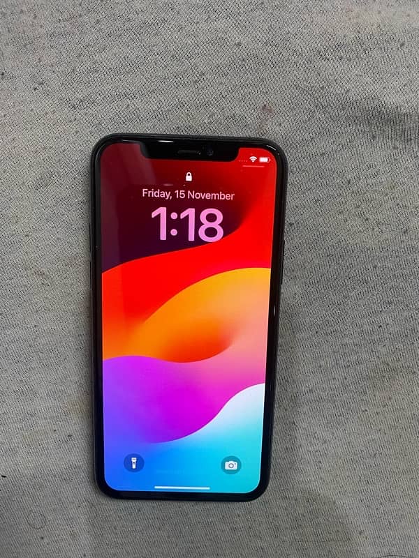 iPhone 11 pro 64 GB 5