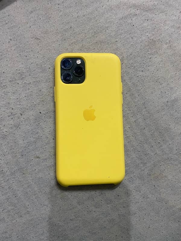 iPhone 11 pro 64 GB 7