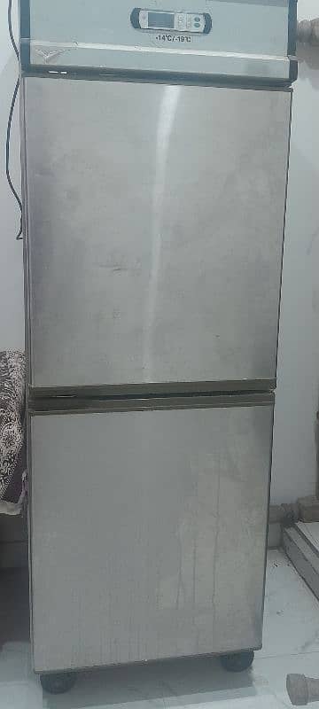 Commercial refrigerator 3